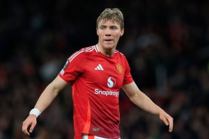 pp电子试玩-意天空：那不勒斯愿在霍伊伦租借合同中包含强制买断条款