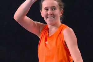 PP电子官网-19岁捷克黑马震撼澳网！本西奇成首位出局前十种子