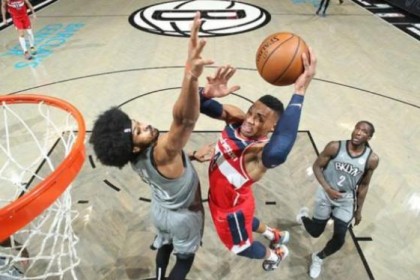 pp电子官方网站-奇才生涯首胜！三双没了赢球来了 韦少定律还没断